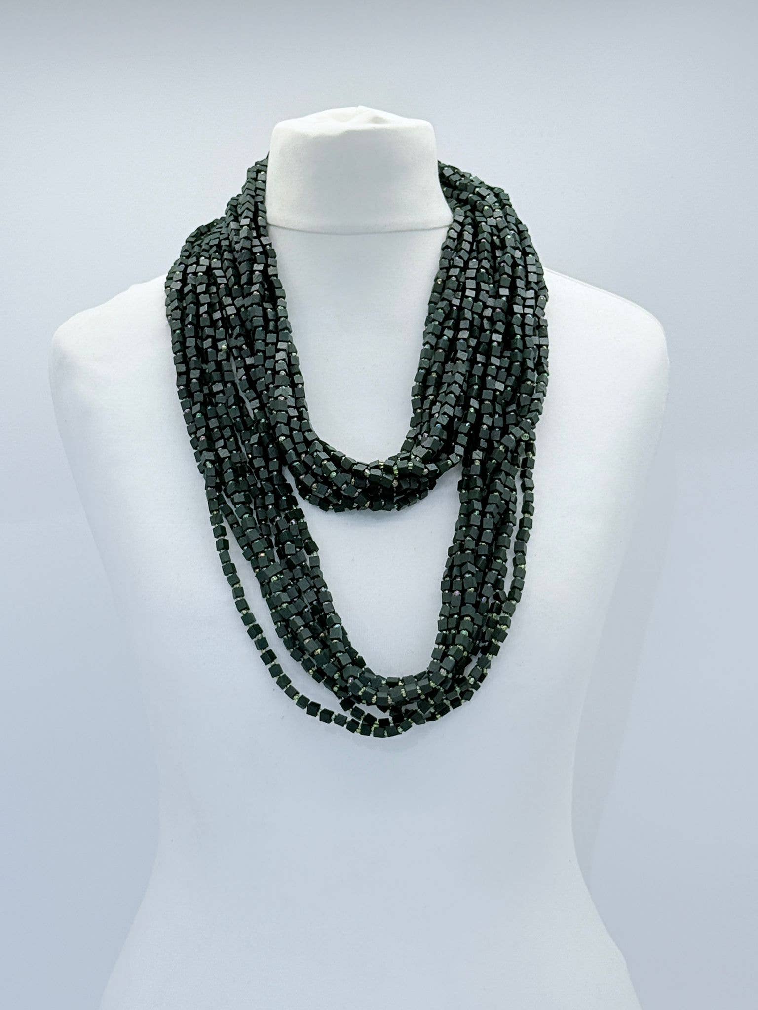 Jianhui London – wholesale Beaded/pearl necklace – The Next Pashmina Necklace 78