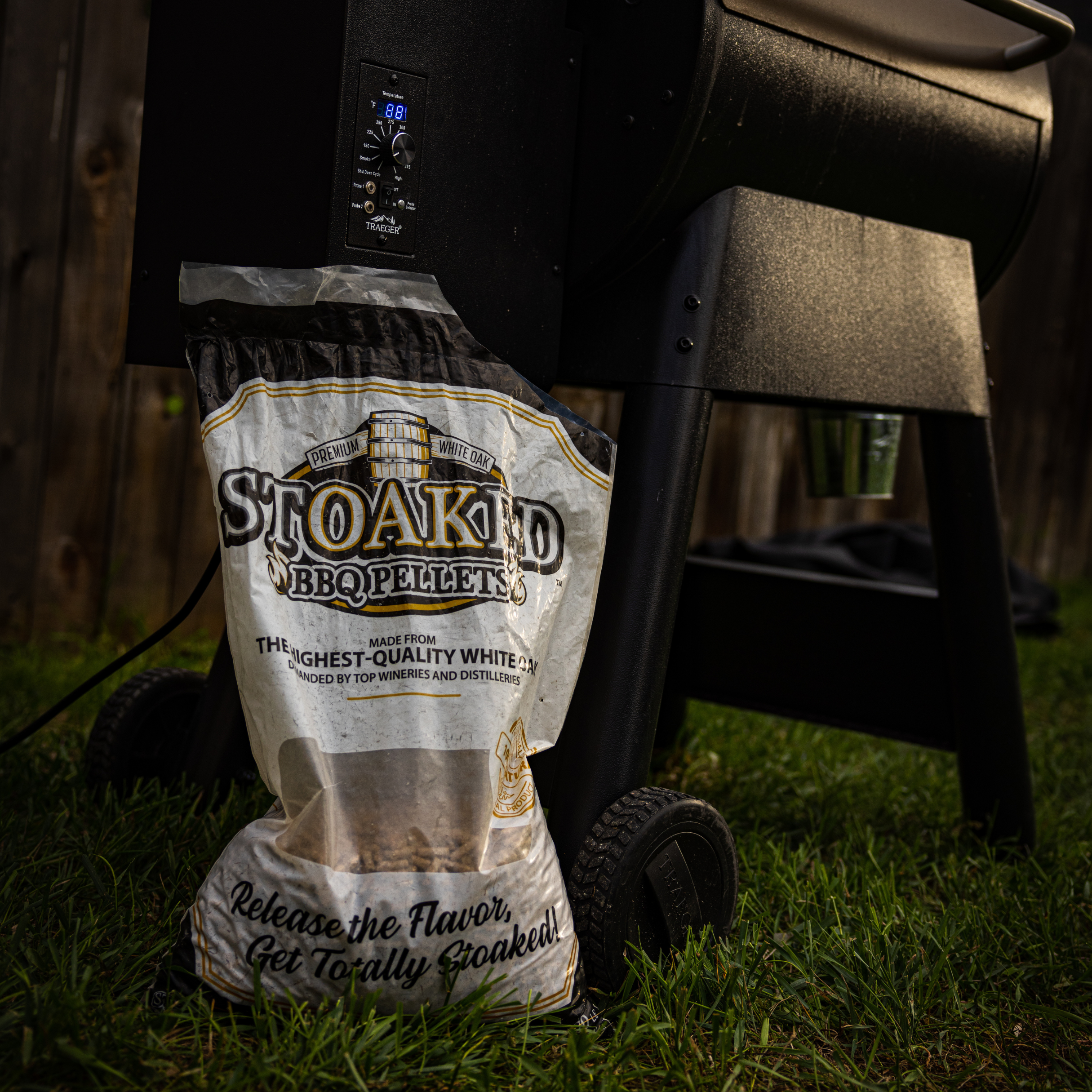 Superior Trading Co. - Wholesale Charcoal - Stoaked BBQ Pellets for Smoker. Natural White Oak. 20lb Bag1