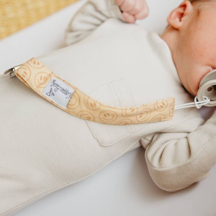 Copper Pearl - Wholesale Pacifier Clip - Baby - Binky Clips - Vance2