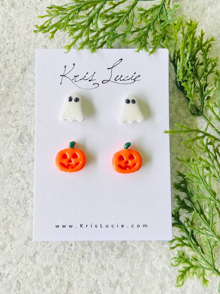 Clous d'Halloween🎃👻 pour la vente par Kris Lucie