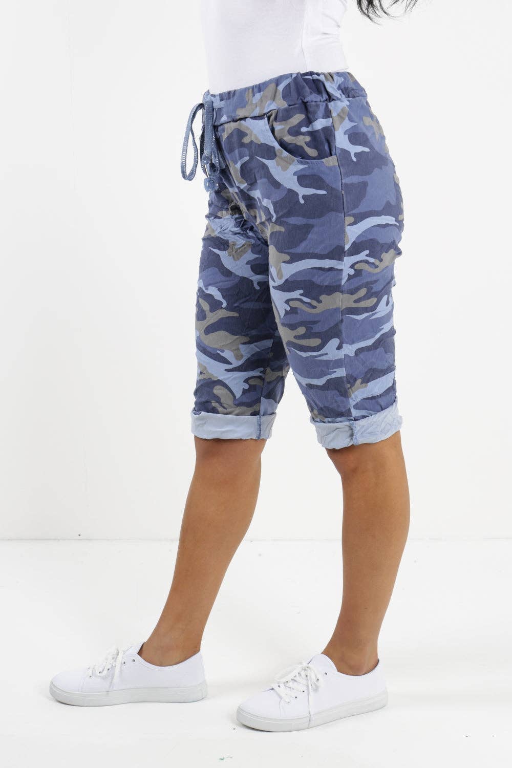 Miss Bold – wholesale Shorts – Women’s – Italian Camouflage Magic Chino Shorts15