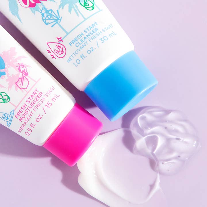 Petite 'n Pretty - Wholesale Facial Care Set/Kit - Away You Glow Complete Tween Travel Skincare Set