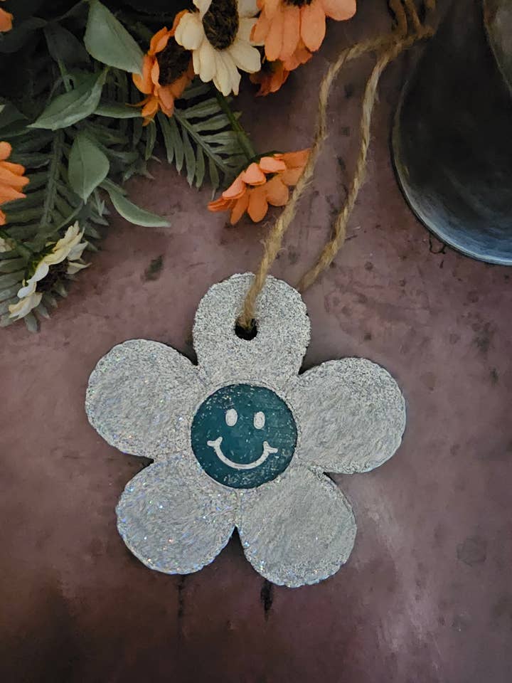 Smiley Ansikte Blomma Freshie för wholesale av Southern Scents Fragrances, Inc.