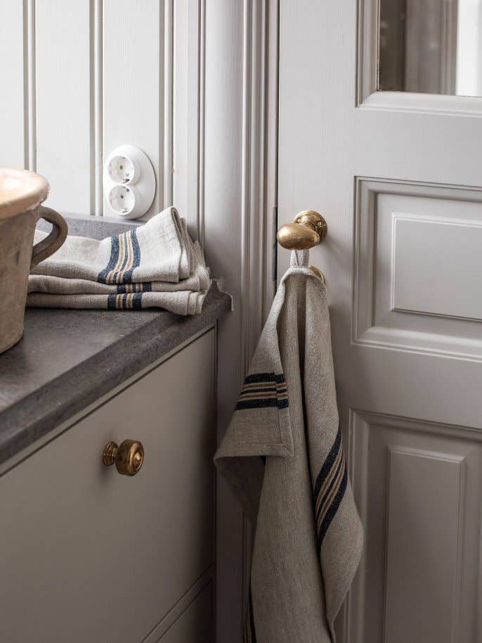 Tell Me More - Wholesale Tea Towel - Astrid kitchen towel1