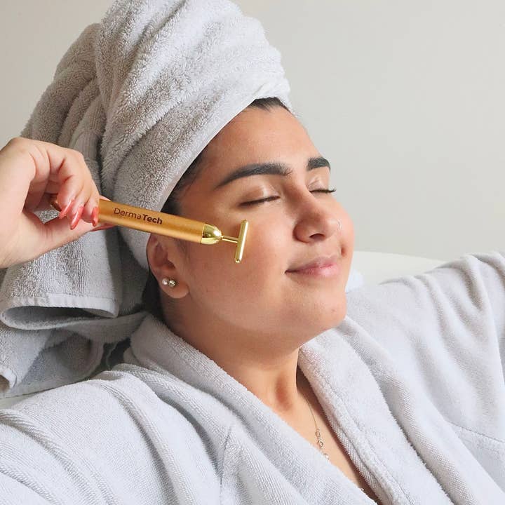 DermaTech Skincare - Wholesale Electronic Skincare Device - Gold Sculpting Beauty Bar