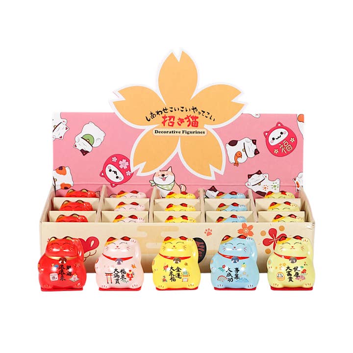 Surtido de 15 Figuras de Gato de la Suerte Maneki Neko de 2,5 Pulgadas (1/24) para venta al por mayor de Urban Tokyo