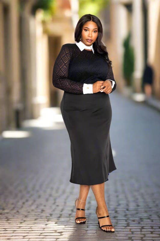 Noir ROBE MIDI EN DENTELLE À COL en vente sur Faire0