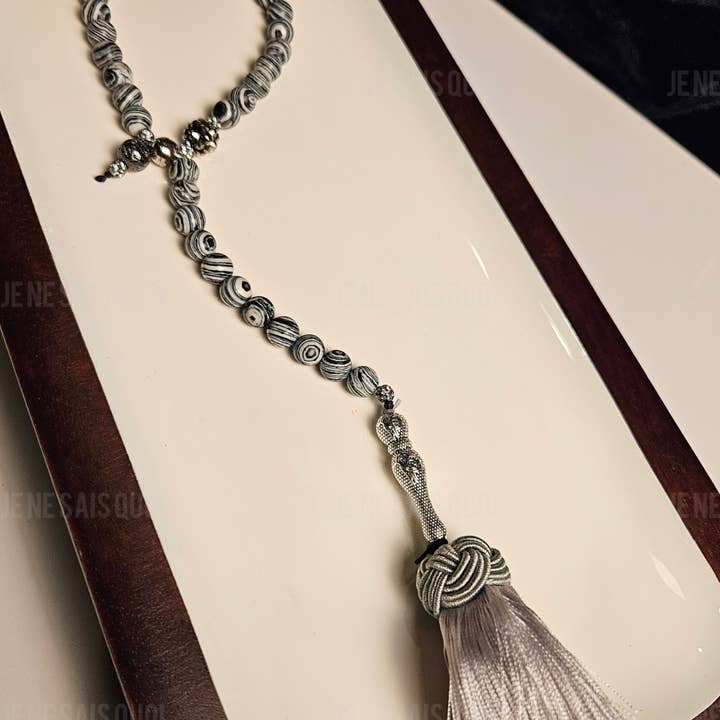 Je Ne Sais Quoi - Wholesale Prayer Beads Bracelet - Eternal Whispers Black and White Malachite1