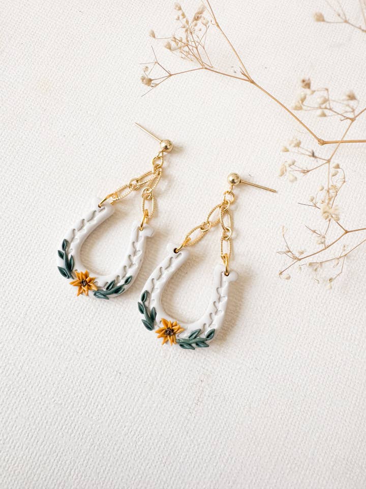 Sunflower Horseshoe for wholesale by DesertReignCo