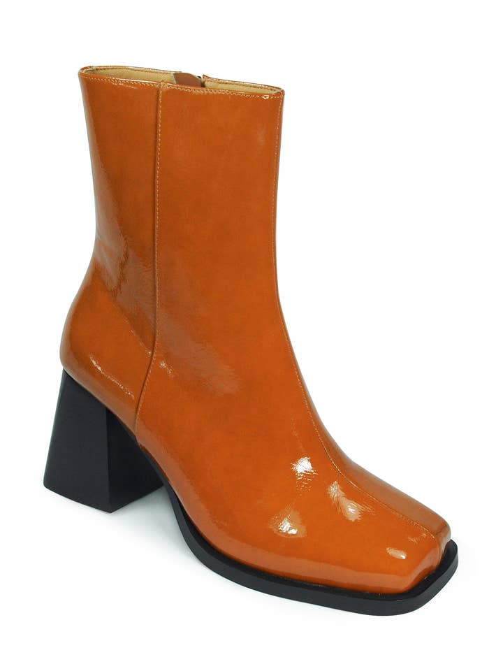 RAVEN Cognac Crinkle Patent for wholesale by Band of the Free Footwear