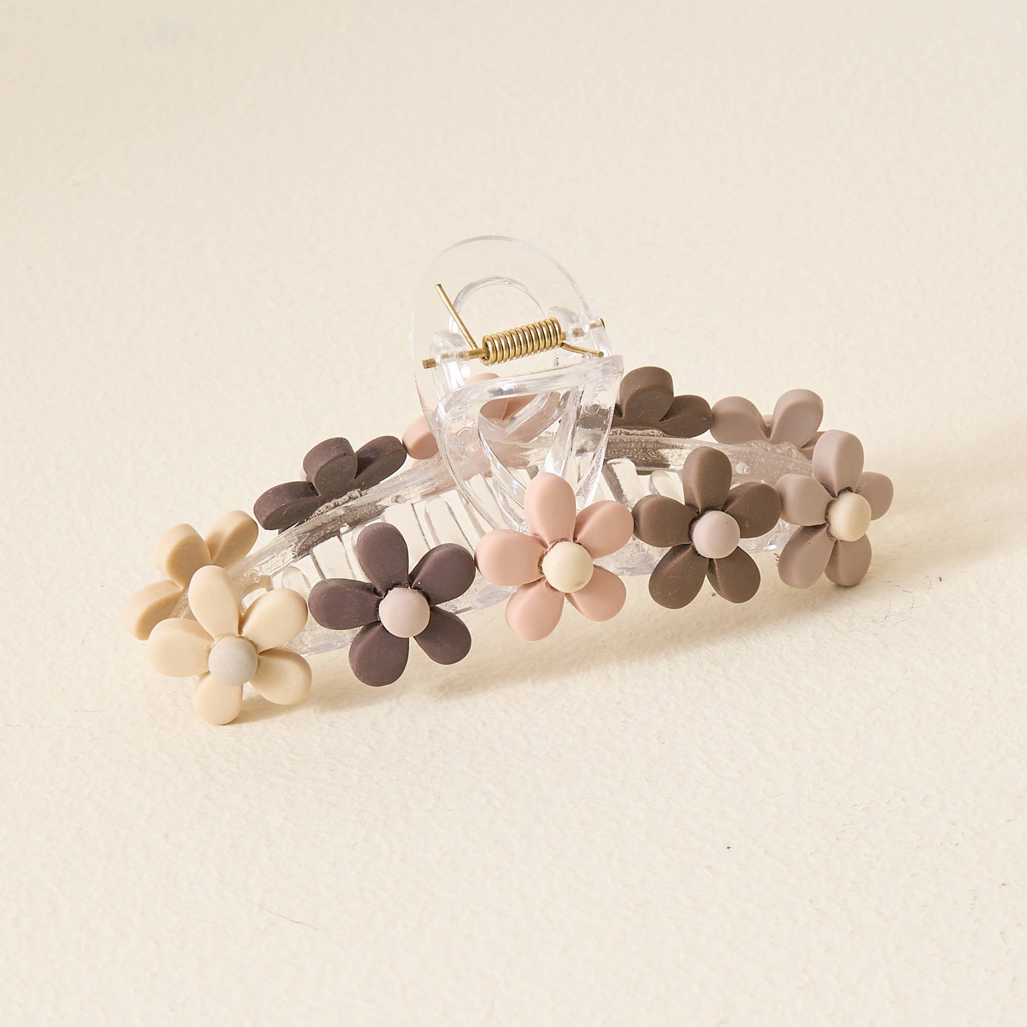 The Darling Effect - Wholesale Hair Clip - Women's - Daisy Claw Clip - Natural