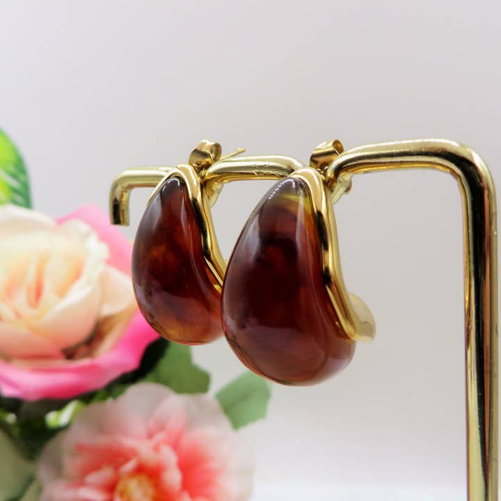 DROP TARTARTUGA - ACCIAIO INOSSIDABILE ~ Paio di orecchini a goccia bombé in plexi tartarugato per la vendita all'ingrosso da parte di Daemon srls