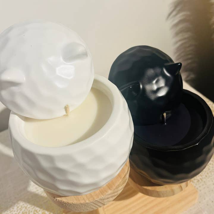 .AVPV. Studio - Wholesale Novelty Candle - Purrrfect Cat Candle5