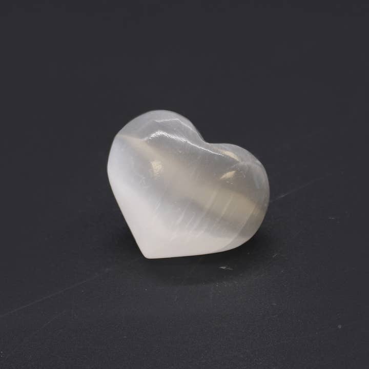 Ancient Wisdom – wholesale Spiritual stone/crystal – Selenite Heart - 3-4cm1