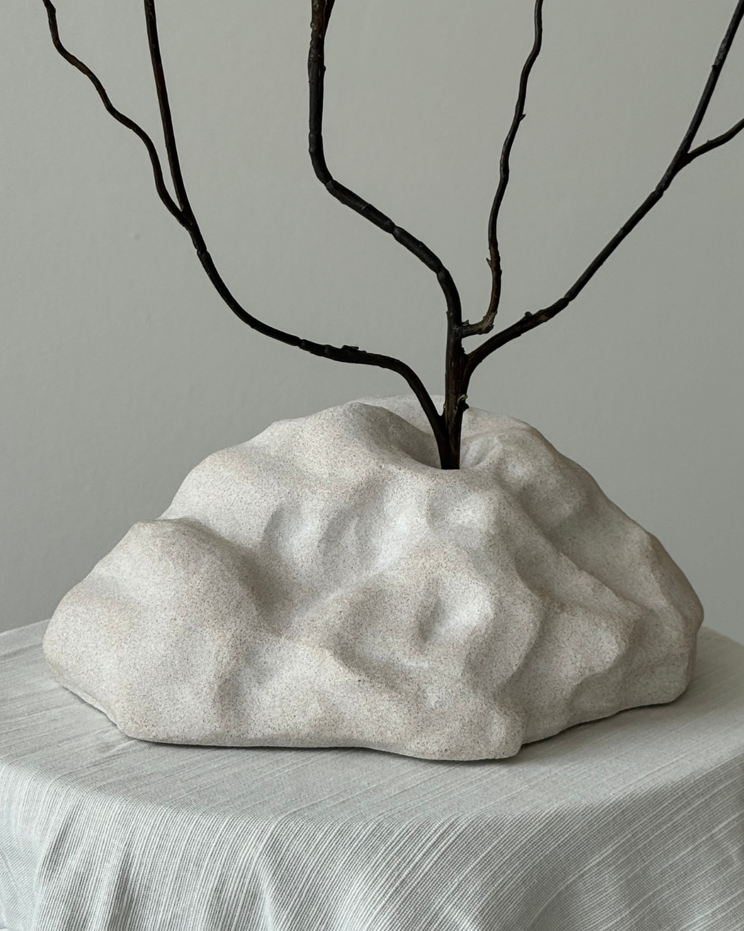 GINALADÉCO - Wholesale Sculpture - The Aira Sculpture | Almond3