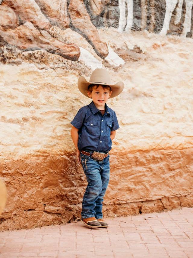 Chemise à boutons-pression en denim foncé SS, 2T-5T pour la vente par Shea Baby