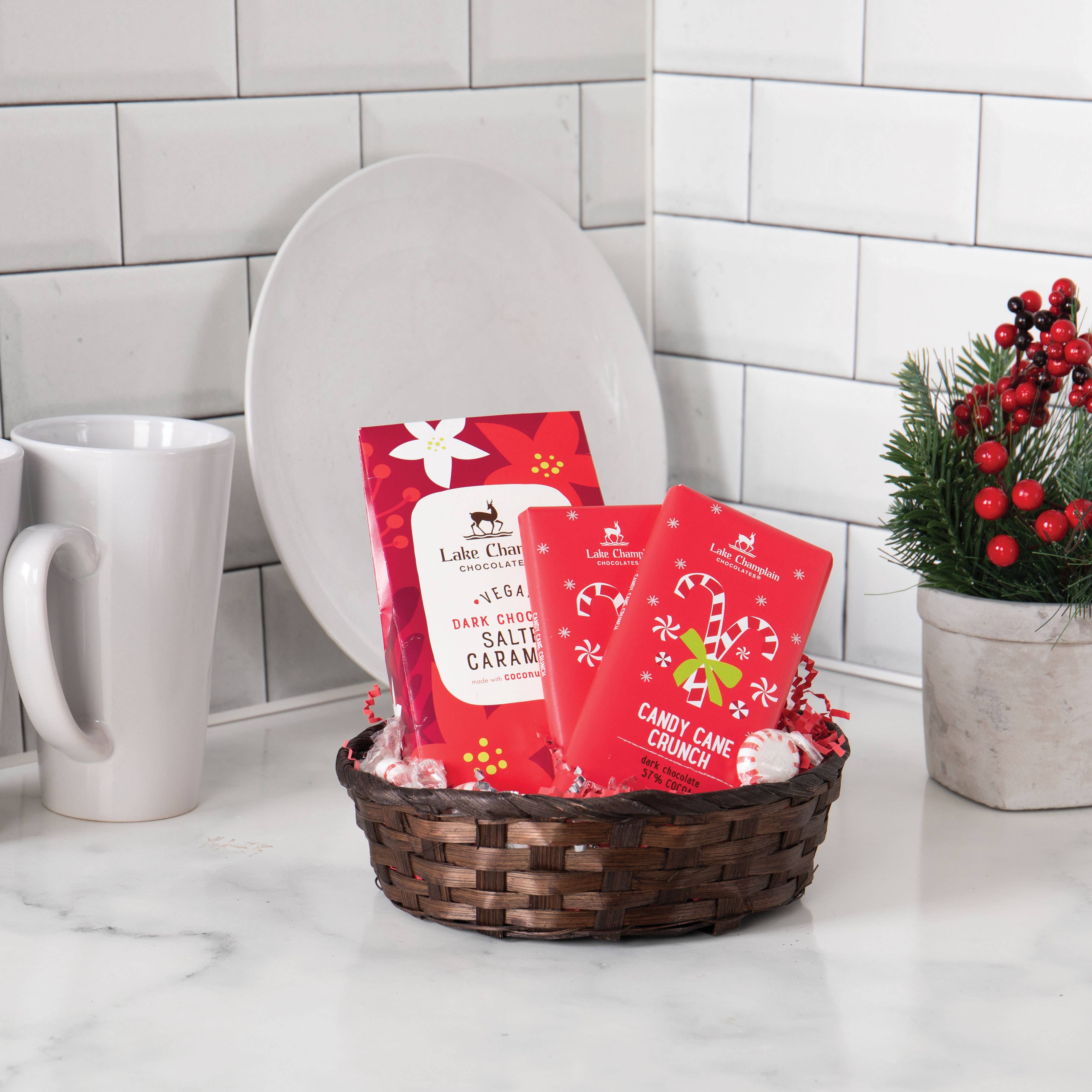 Willow Group - Wholesale Decorative Plate/Dish/Bowl - Brown Bamboo Bowl Garden Display Basket 8"3