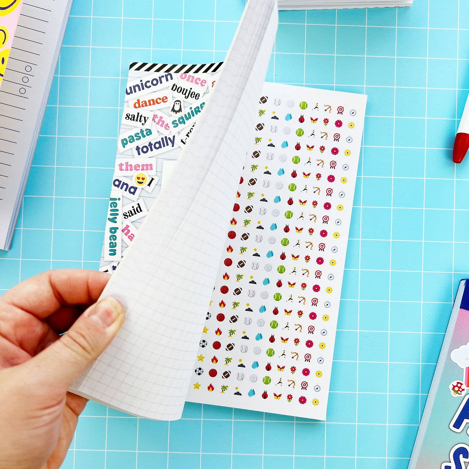 Pipsticks - Vendita all'ingrosso Adesivo - Libro di poesia con adesivi: Parole di tendenza3