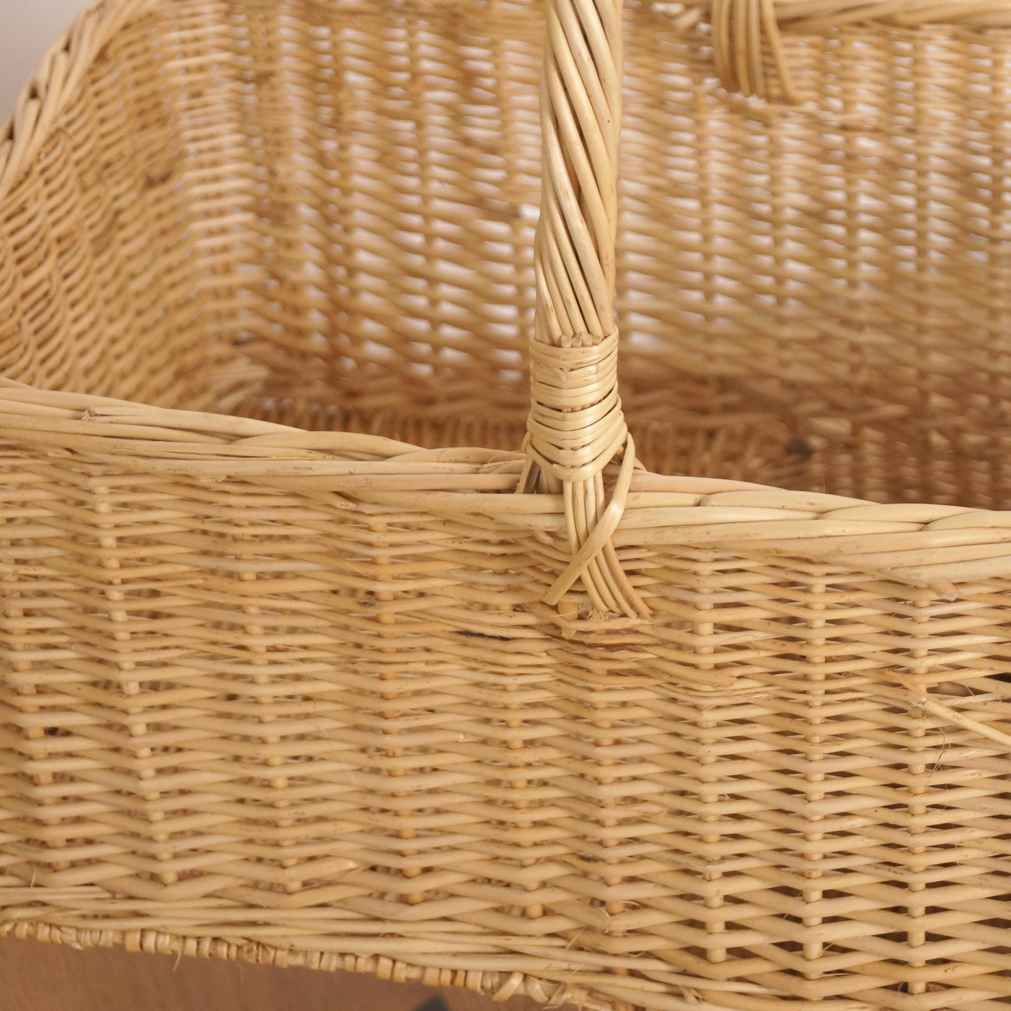 Bohome Living - Wholesale Basket - Rattan stair basket4