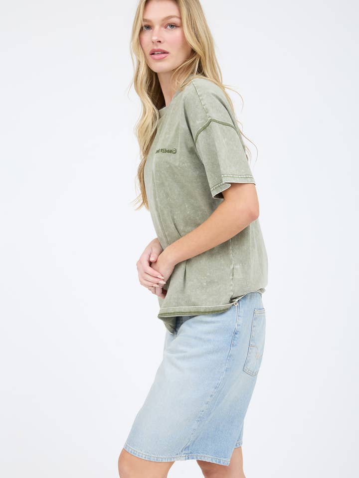 Blu Pepper - Wholesale Knit Top - Women's - GOOD VIBES WASHED SHORT SLEEVE KNIT T-SHIRT