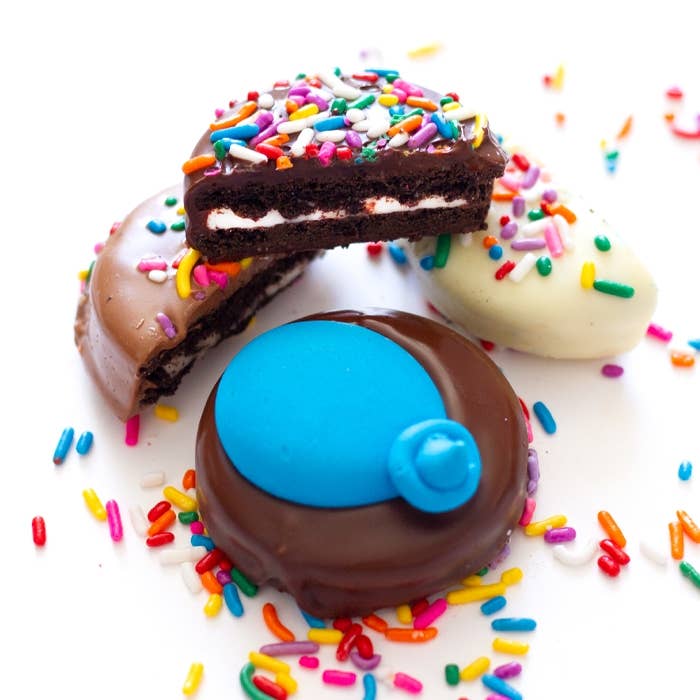 Sweet Pete's Candy - Wholesale Chocolate Covered Sweets - Birthday Celebration Themed Chocolate Oreos - Bulk