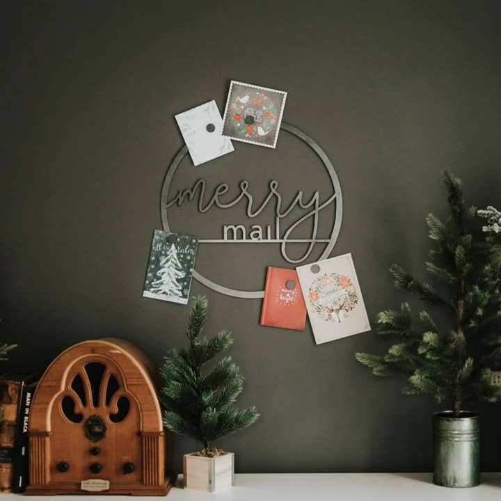 Keystone Steel Co. - Wholesale Christmas Wall Art - "Merry Mail" Magnetic Christmas Card Wreath - Script