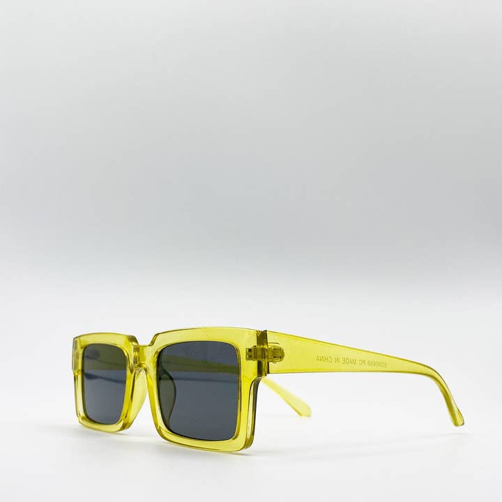 AFA COLLECTIVE – wholesale Sunglasses – Women's – Square Crystal Yellow Frame Sunglasses1