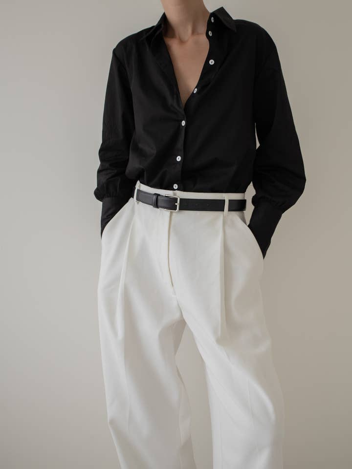 LAUDE the Label - Wholesale Button Down Shirt - Women's - Button Down shirt, black poplin / Museo1