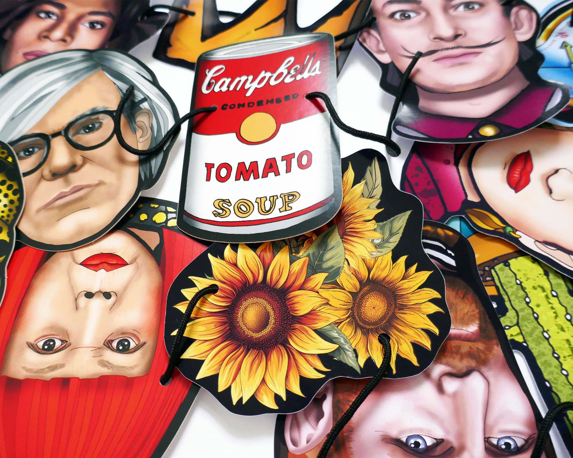 THE PAPER IDOLL – Großhandel Wimpel/Girlande – Girlande und Banner von Iconic Artists, Wimpelkette, Kunstdekoration für Partys4