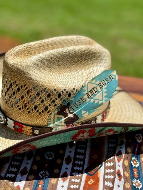 Plume Turn and Burn - Accessoire de chapeau western pour la vente par Buckaroo Supply Company