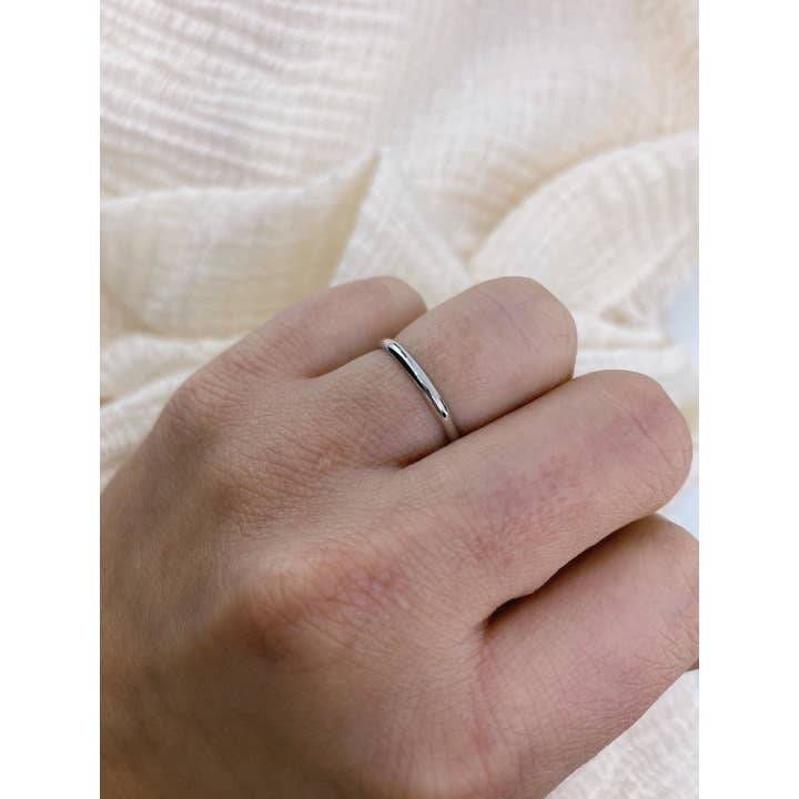 Zahav Jewelry – Engroshandel Båndring – 10kt massiv guldring | Massivt guld | Stablering | Lækker ring | Minimalistiske smykker I Stabelbar ring I Modesmykker4
