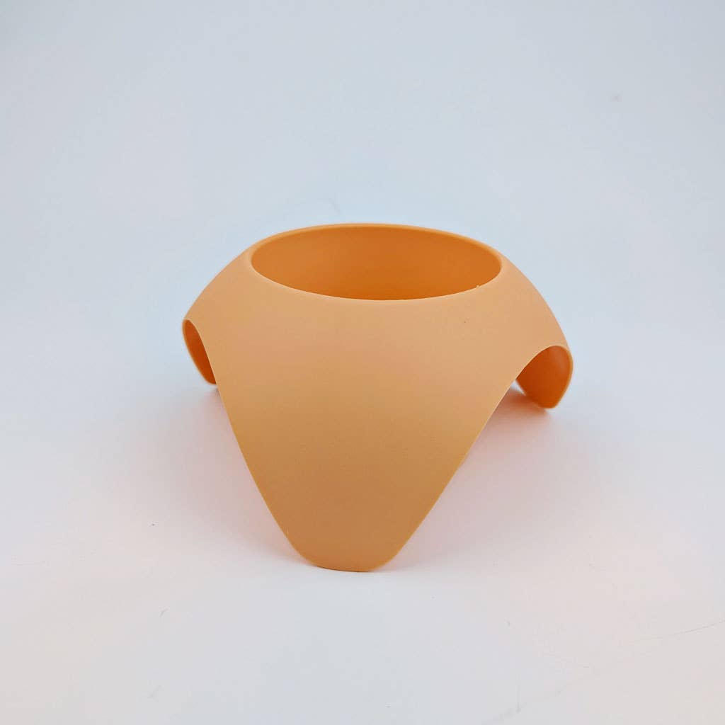 iconic mi – wholesale Beach accessories – Beach Sand Drink Cup Holder1