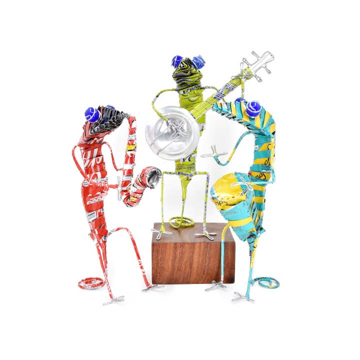 Swahili | AFRICAN MODERN - Wholesale Sculpture - Groovy Gecko Band Banjo Sculpture - Assorted Colors