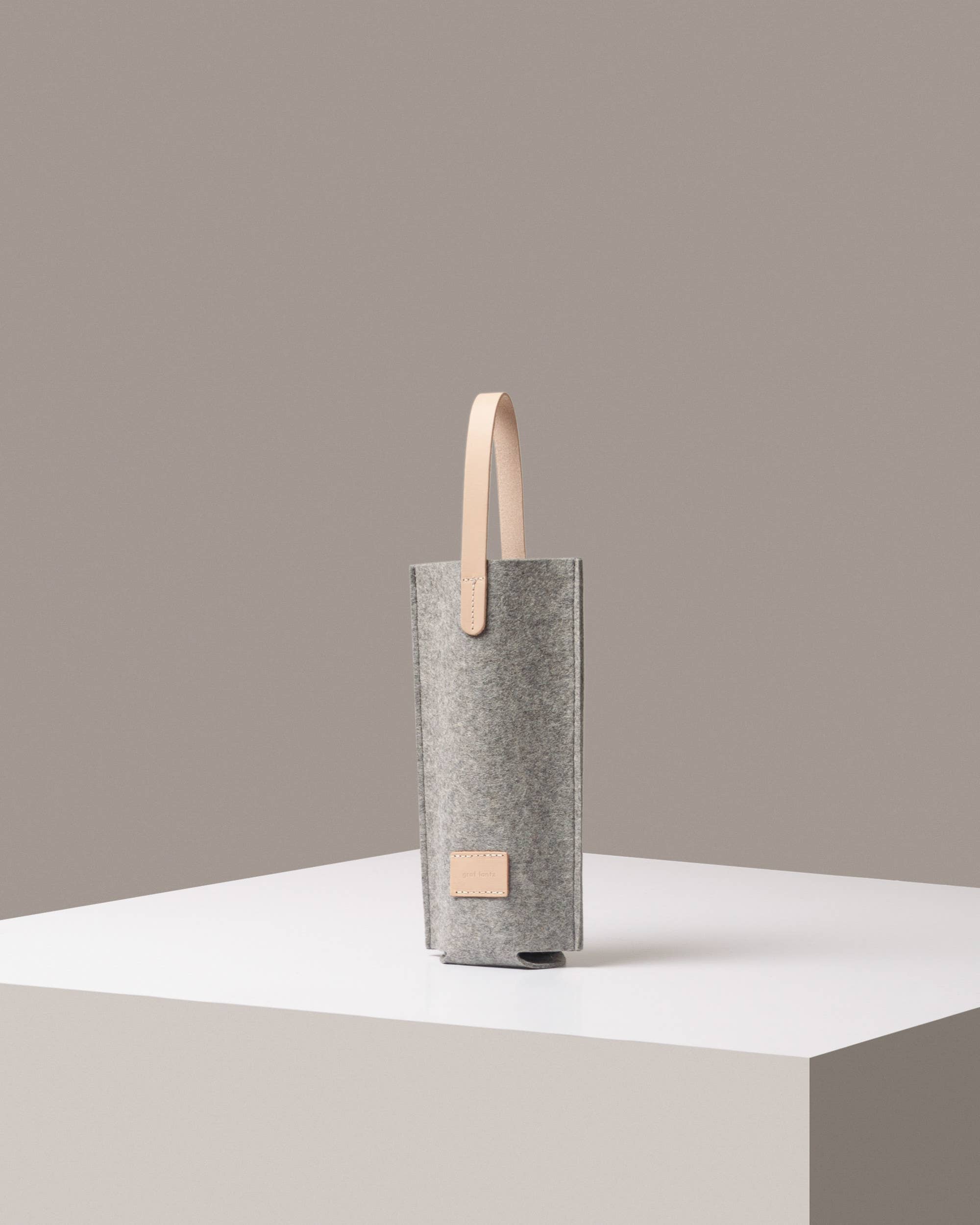 Graf Lantz - Wholesale Beer/Wine Caddy - Hana Merino Wool Bottle Bag in Granite2