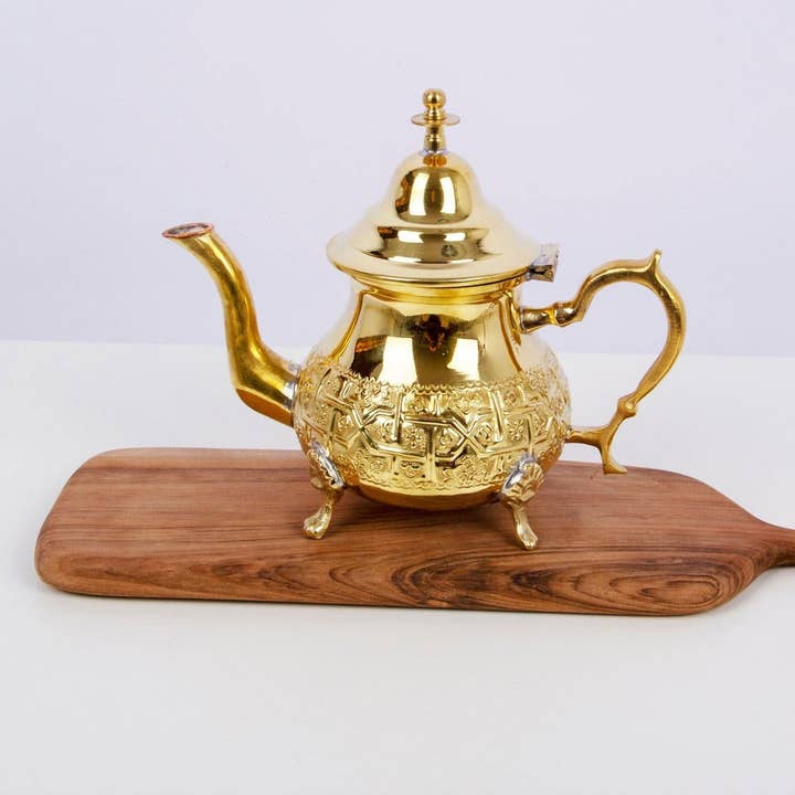High crafty - Wholesale Tea Set - ✨ Hand-Engraved Brass Tea Set – Traditional Moroccan 9-Piece1