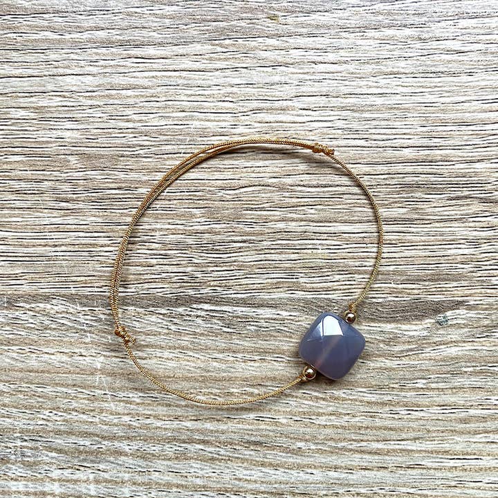 YSIE – Großhandel Perlenarmband – Mia quadratisches Natursteinarmband10