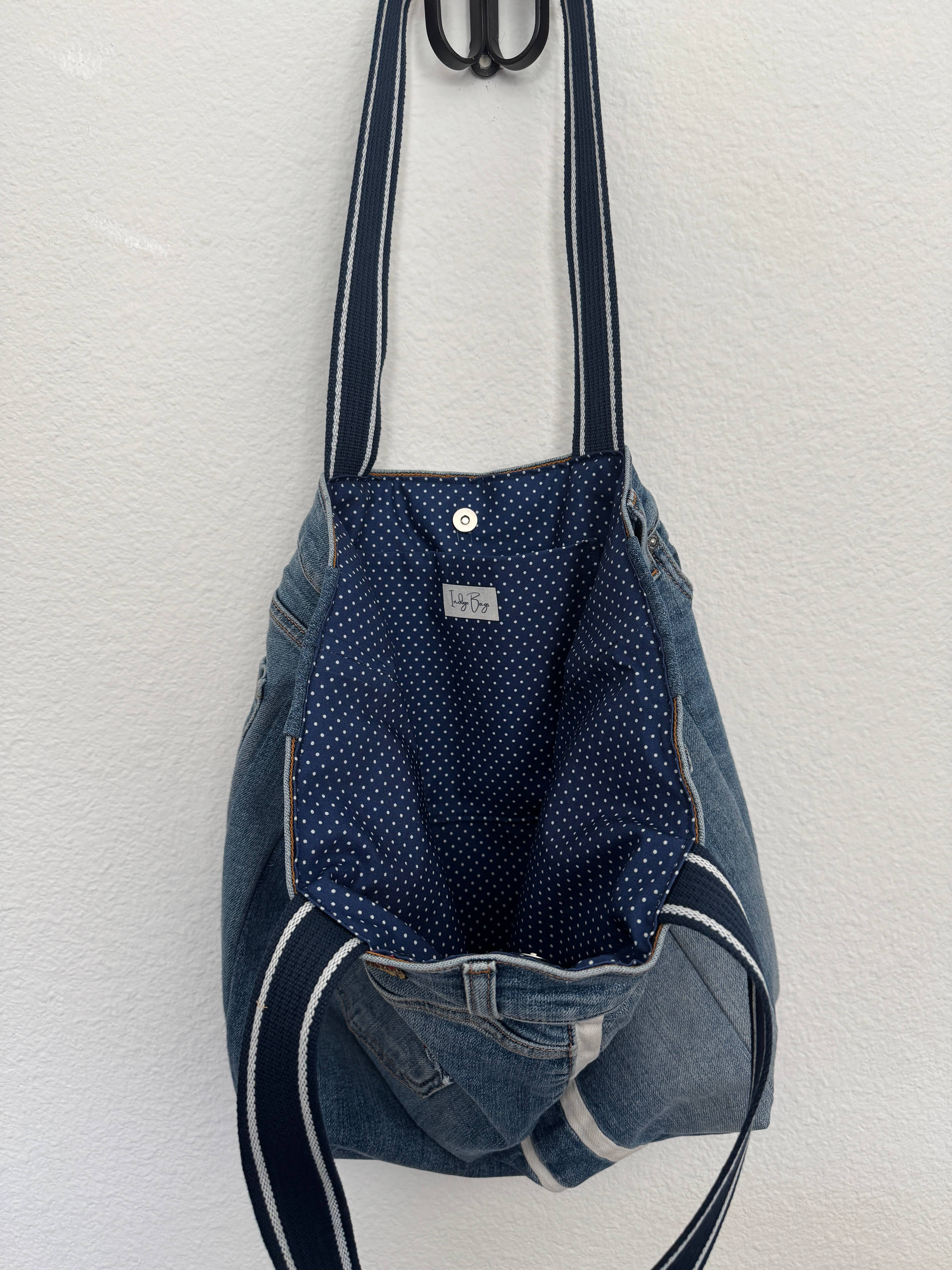Indigo Bags - Wholesale Tote Bag - Women's - 7FAM Upcycled Premium Denim Tote Bag w/ stripe - blue dot1