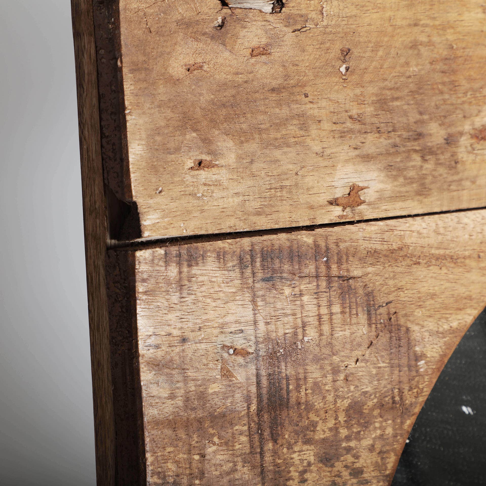 Kodu - Vendita all'ingrosso Specchi da parete - Specchio Akviran, in legno di mogano, naturale, 60X3X60Cm2