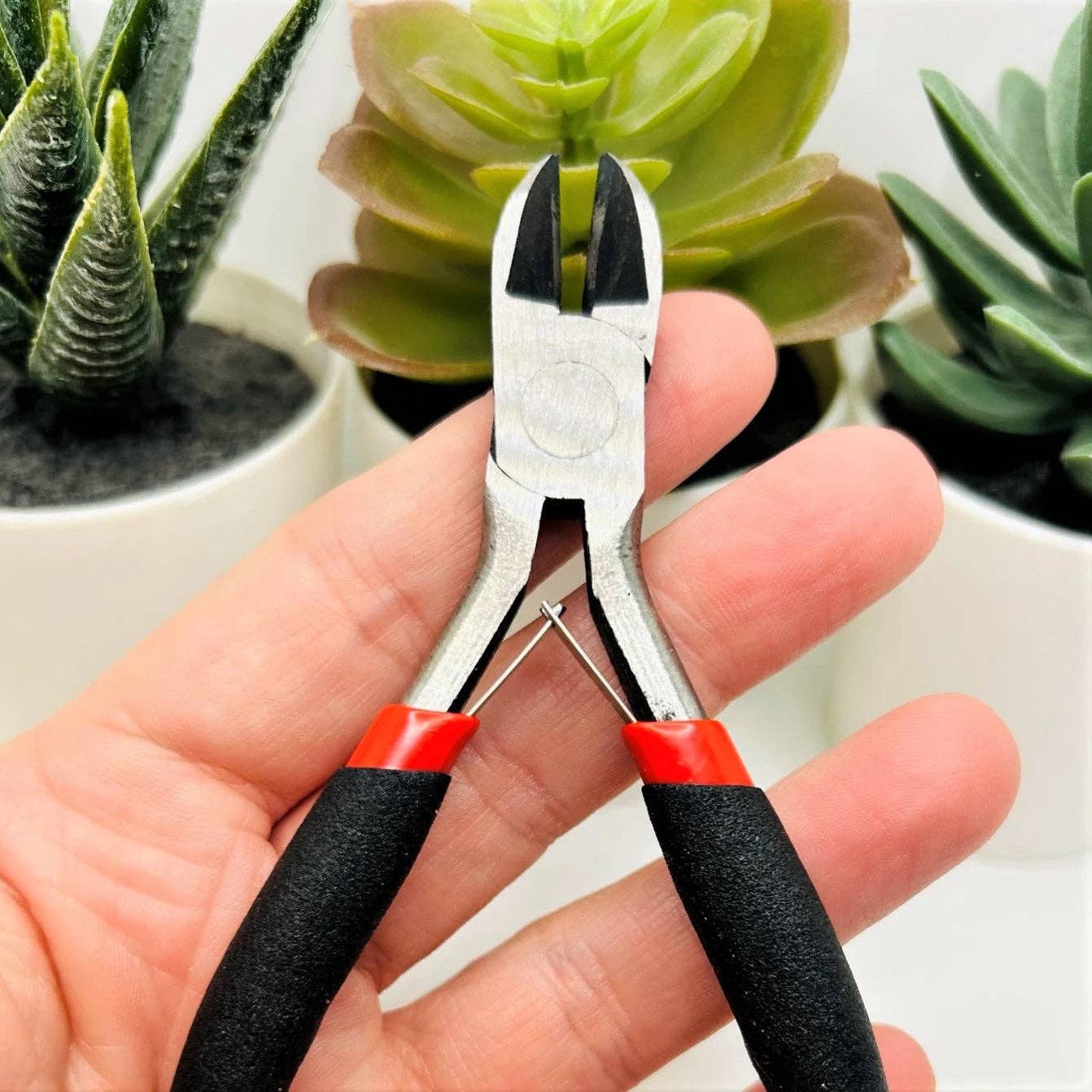 Guerrilla Charm - Vente Outil de bricolage - Pinces coupantes latérales pour bijoux1