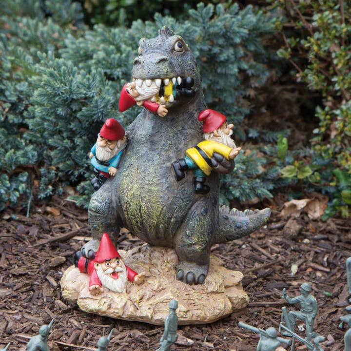 BigMouth Inc - Wholesale Garden Gnome - The Great Garden Gnome Massacre