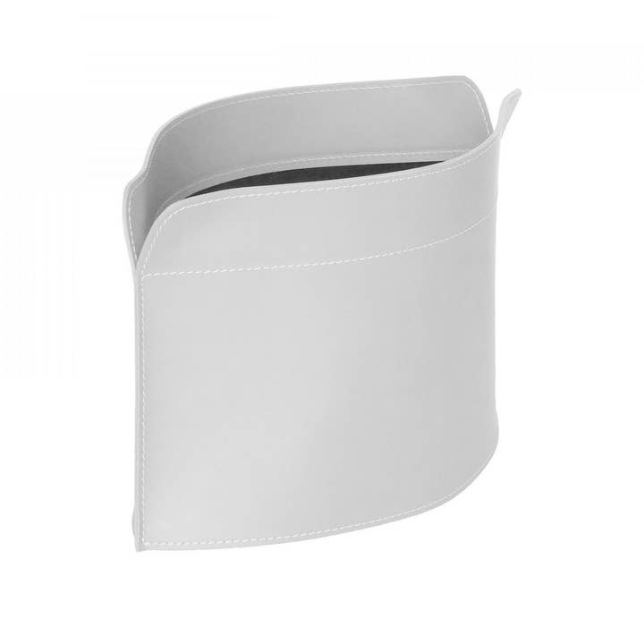 LIMAC Design - Wholesale Belt Bag - Women's - GIUSY leather magazine rack