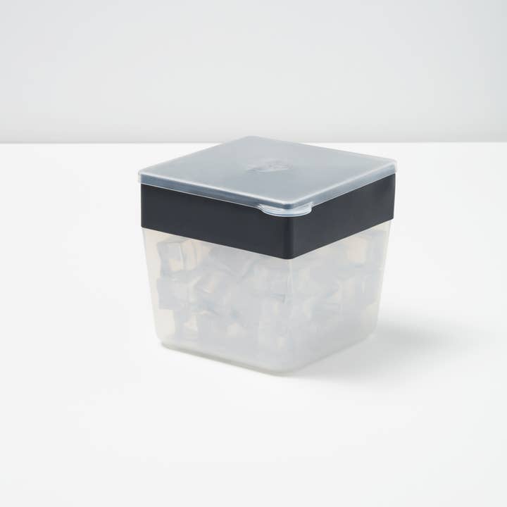 W&P - Wholesale Ice Tray/Mold - Ice Cube - Silicone Ice Tray & Storage Ice Bucket