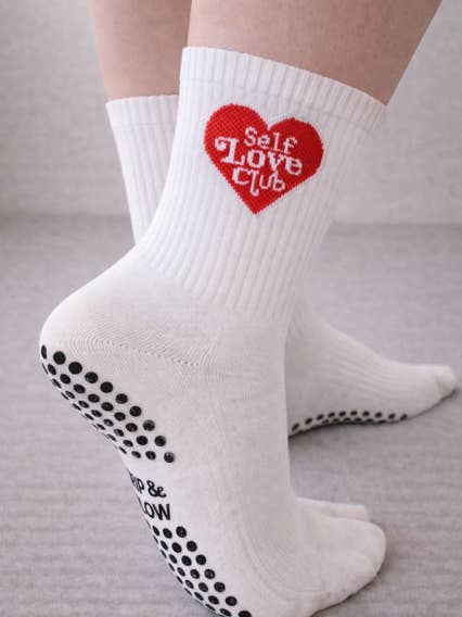 Self Love Club Pilates sokker med grip for engroshandel hos Grip & Flow