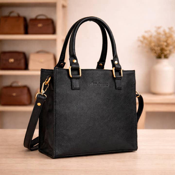Sac bandoulière en cuir véritable – Noir - Favori des détaillants pour la vente par Alta Quero
