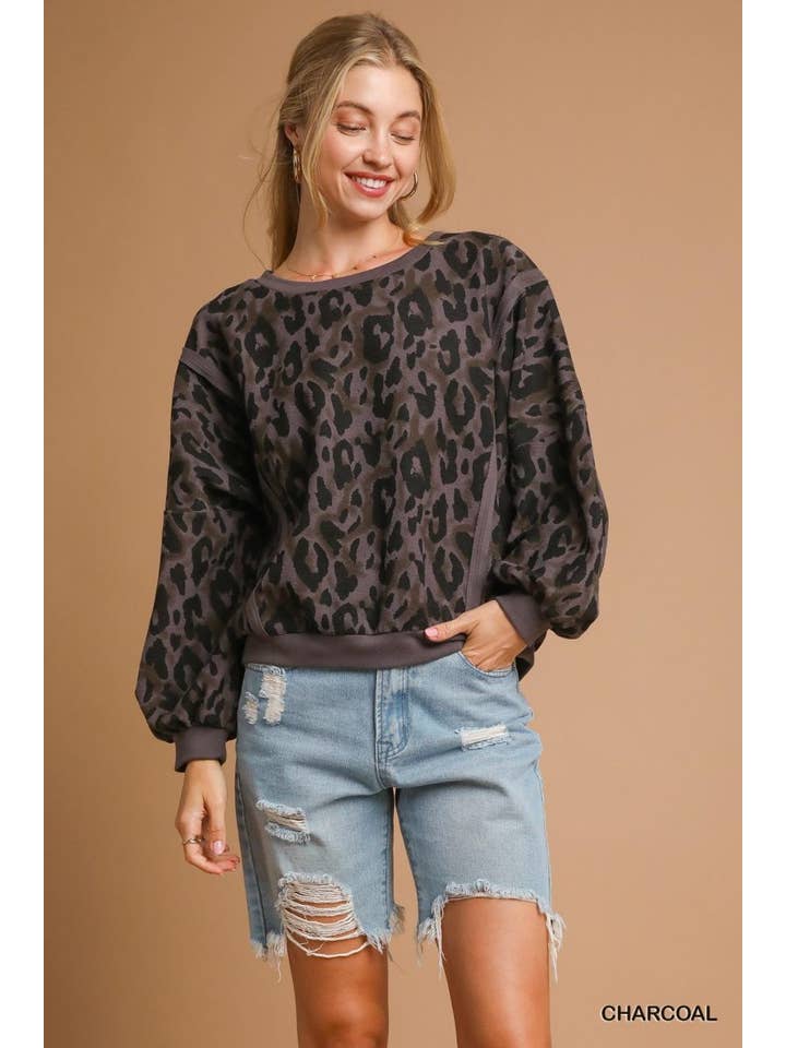 Vanilla Monkey - Wholesale Graphic Sweatshirt - Women's - Leopard Print Pullover Sweatshirt5
