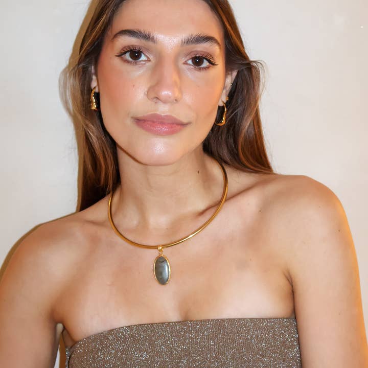 Woonder - Wholesale Choker/Collar - Green Amulet Choker1