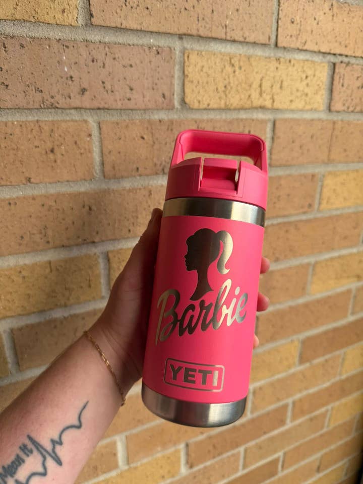 Barbie Lasergraveret 12oz Rambler JR for engroshandel hos The Girl With The Laser