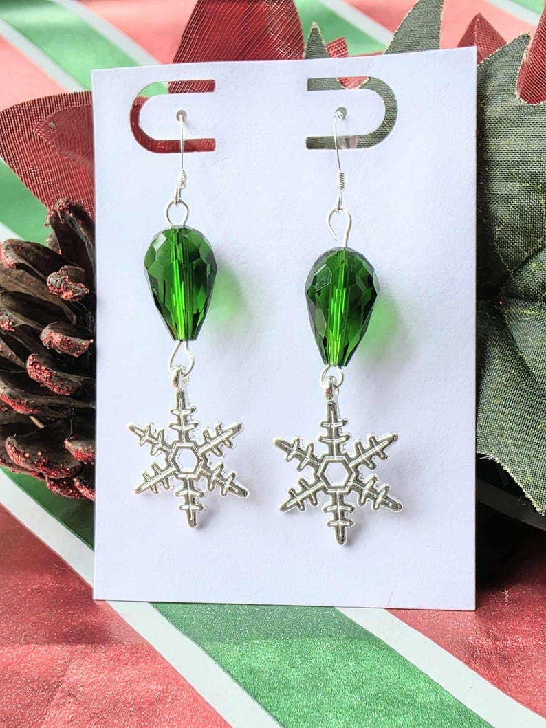 Bad Apple Designs – wholesale Smycken – Snöflingeörhängen & Halsband Vinterbröllop Något Blått2