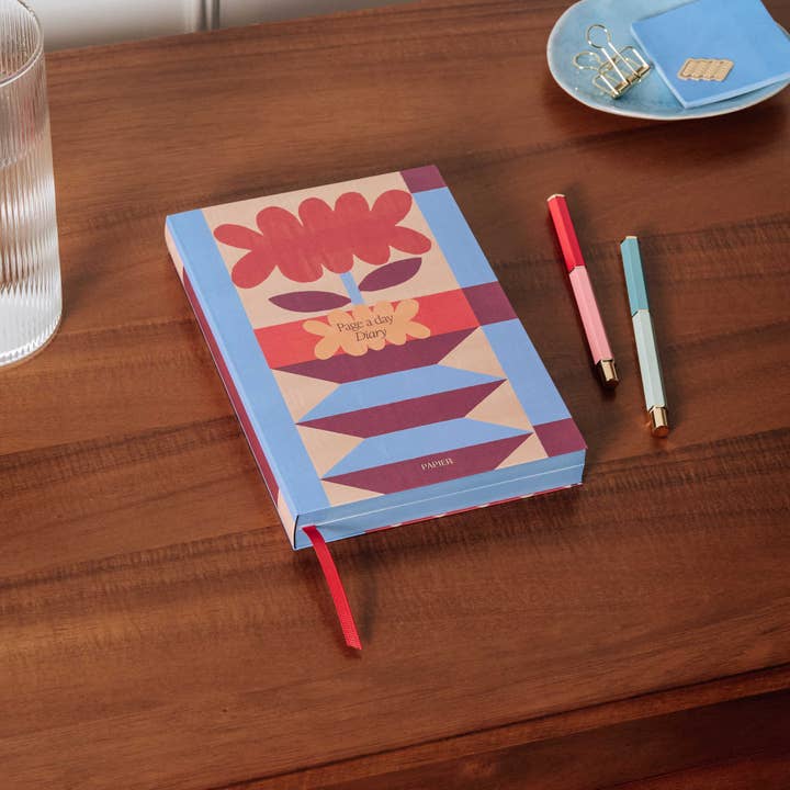 Papier - Wholesale Planner - Page a Day Planner, Undated, A5 Hardcover - Floral 3