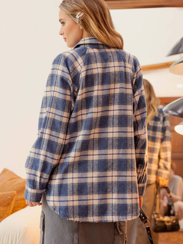 Blu Pepper - Wholesale Blouse - Women's - OVERSIZED COLLARED LONG SLEEVE BUTTON DOWN SHIRT